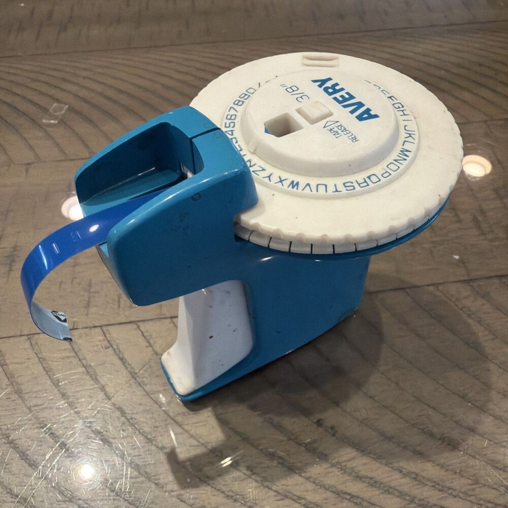 Vintage Avery Label Maker Embosser 3/8" 9.5mm With Labeling Tape Blue Retro